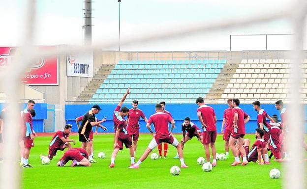 Un estadio Artés Carrasco para dos