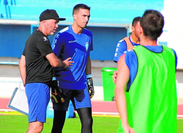 El Jumilla prueba hasta tres sistemas para este domingo