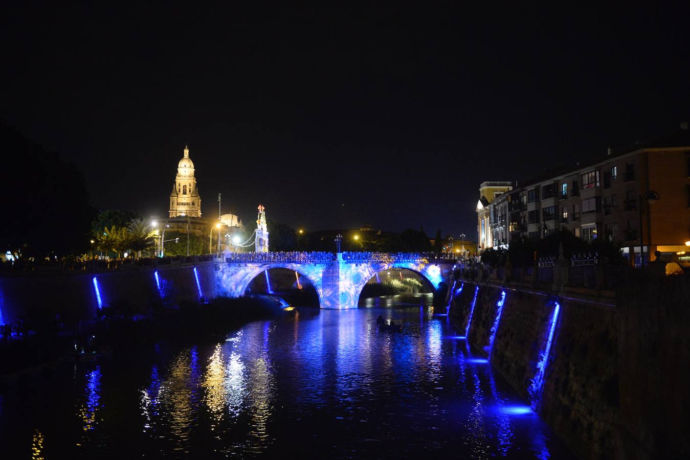 Luz, música e historia para conmemorar los tres siglos del Puente Viejo