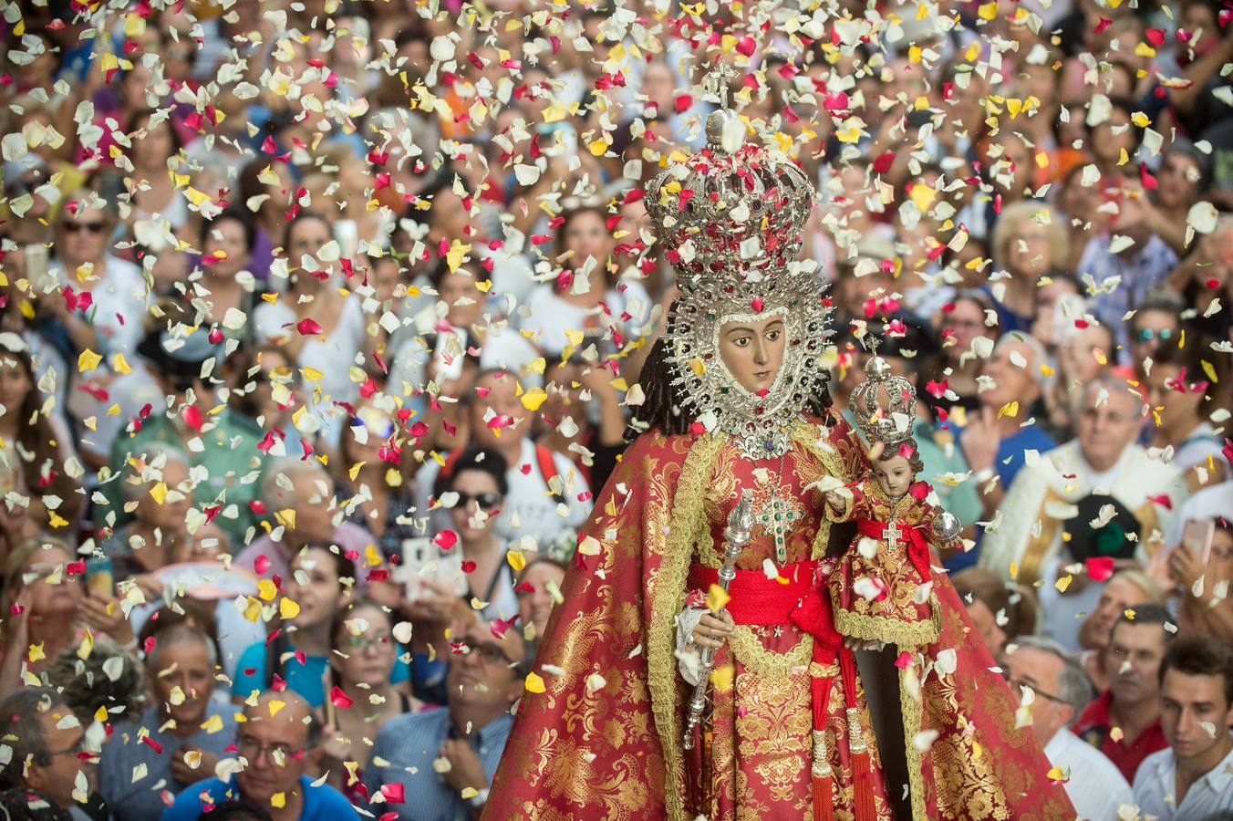 La Virgen de la Fuensanta vuelve a su santuario