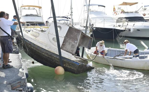 Retirarán medio centenar de embarcaciones para ayudar a la recuperación del Mar Menor