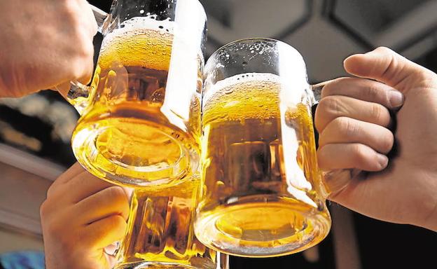 Los murcianos son los que más cerveza beben de toda España