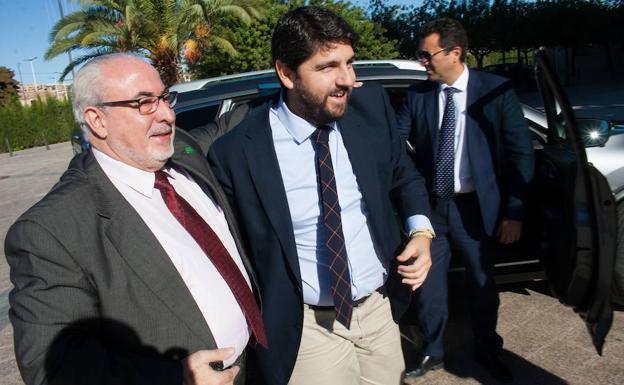 Mendoza carga contra el Gobierno de Miras por tener «estrangulada» a la UCAM