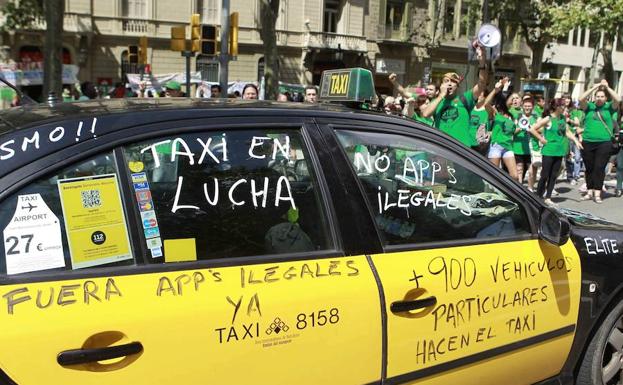 El taxi reduce hasta un 15% sus 'carreras' por el día de servicio gratis de las VTC