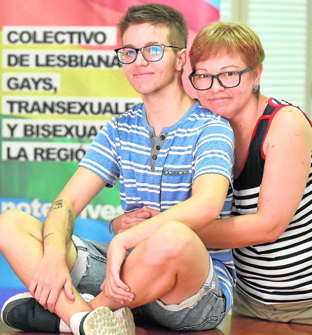 «Cuando supe que era trans, creí que iba a morir»