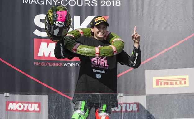 Ana Carrasco hace historia al ser la primera mujer en ganar un Mundial de motociclismo