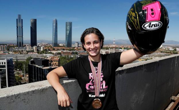 Carrasco: «No utilizaré más este casco, será un recuerdo del título»