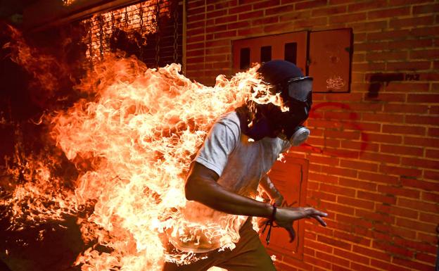 La paradójica belleza de la tragedia