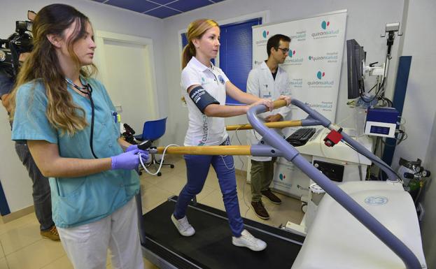 Lorena Fernández pasa las pruebas y subirá en bici al Annapurna tras superar un cáncer