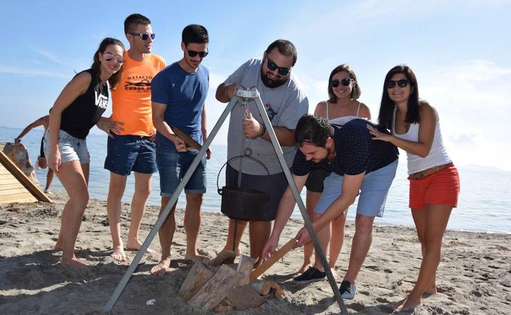 Calderos con ajo 'perejete' y batucadas