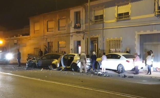La colisión de dos coches deja tres heridos en Nonduermas