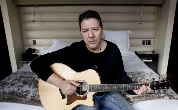 Carlos Goñi: «La música es lo que hace que siga vivo»