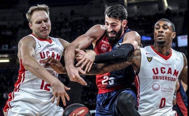 Ridículo mayúsculo del UCAM ante el Baskonia