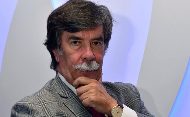 Javier Urra: «Creo que es esencial educar en las rupturas para no convertir el amor en odio»