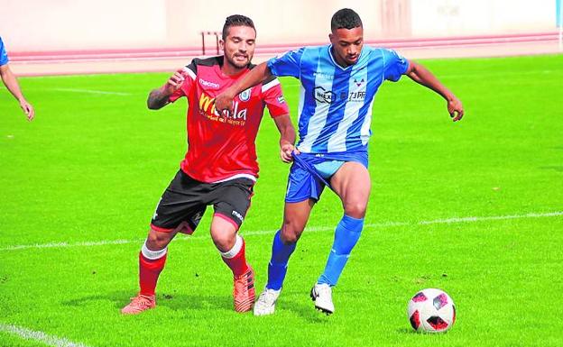 El Jumilla frena al primero