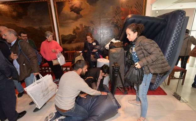 Los afectados por las ayudas del seísmo de Lorca sellan un acuerdo y ponen fin al encierro
