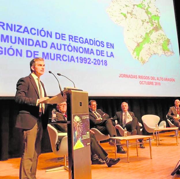 Del Amor reclama más obras para combatir la sequía en Murcia y las riadas en Aragón