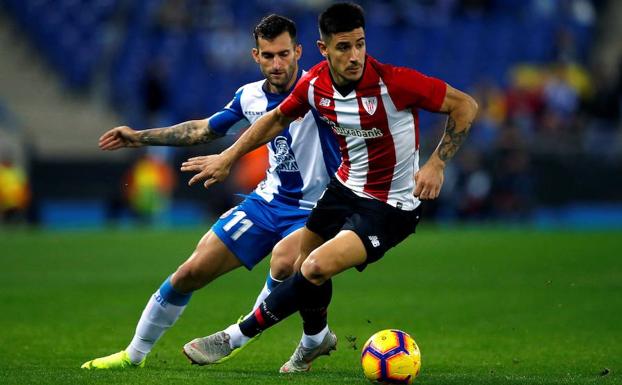 El Espanyol es segundo tras hundir al Athletic en la tabla