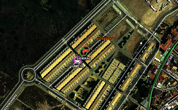 Atienden a una mujer por inhalación de humo en el incendio de su vivienda en Alguazas