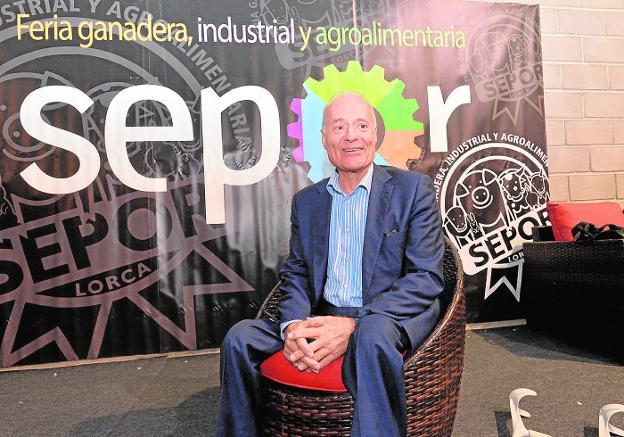 El investigador Sánchez-Vizcaíno logra una vacuna contra la peste africana