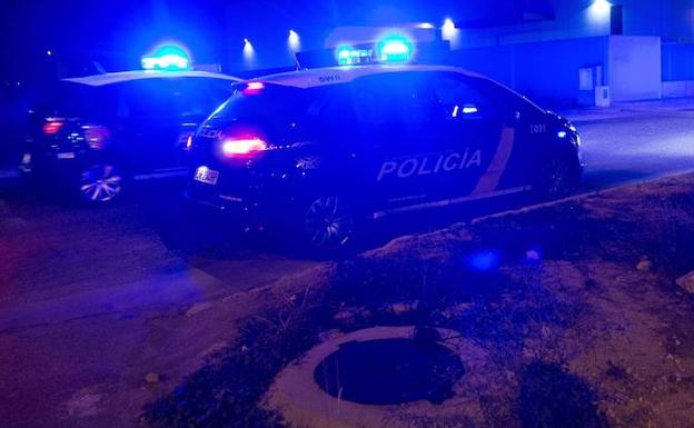 Detienen a un reclamado por violación en una redada de la Policía contra la inmigración irregular