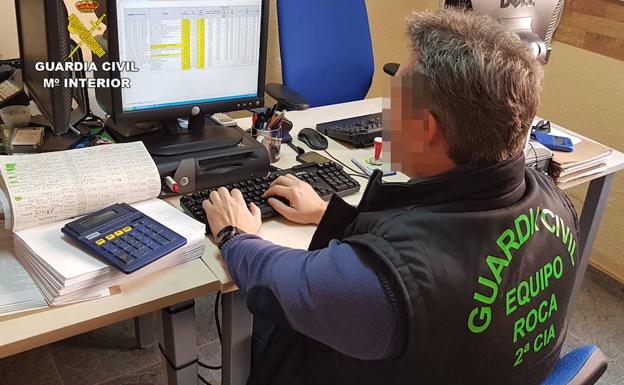 Dos detenidos por cometer estafas en el sector agrícola