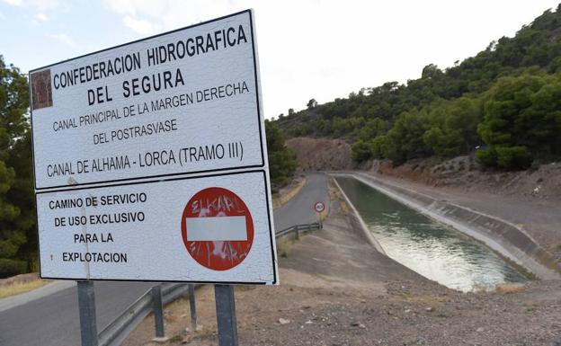 La Comunidad comprobará si los «supuestos» daños en el Tajo-Segura son una «excusa para dejarles sin agua»