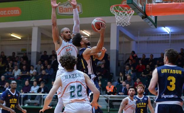 El UCAM presenta una reclamación a la FIBA por irregularidades en su partido en Turquía