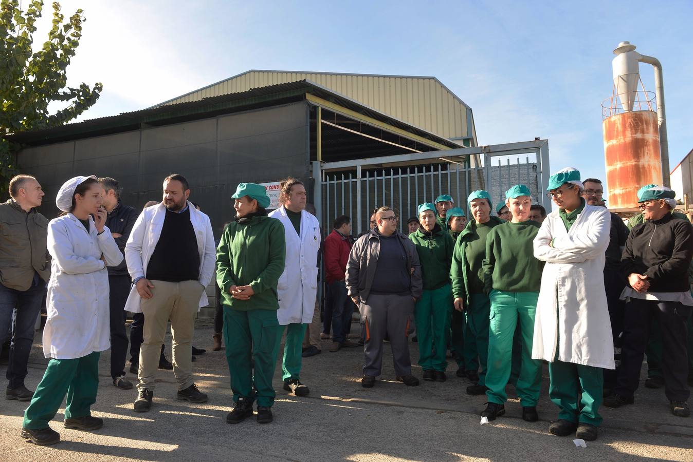 La autovía del Reguerón amenaza con llevarse por delante la firma Faroliva