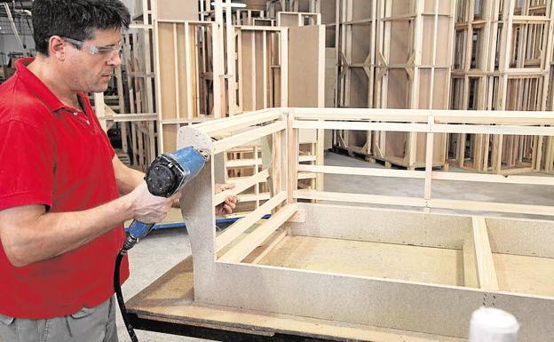 Tres de cada cuatro nuevos puestos de trabajo creados en el último año en la Región han sido para hombres