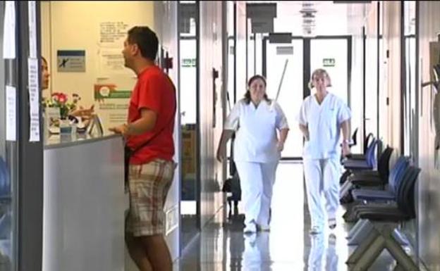 Un paciente pega un puñetazo en la cara a una doctora que le iba a atender por ser mujer