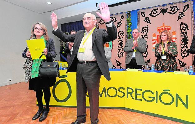 Garre se brinda a «ayudar en lo que pueda» a los damnificados del seísmo