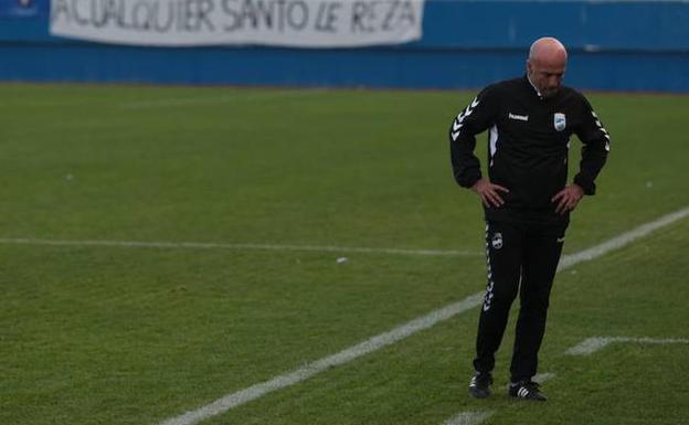 El Lorca FC, obligado a remontar el vuelo tras un mes desastroso