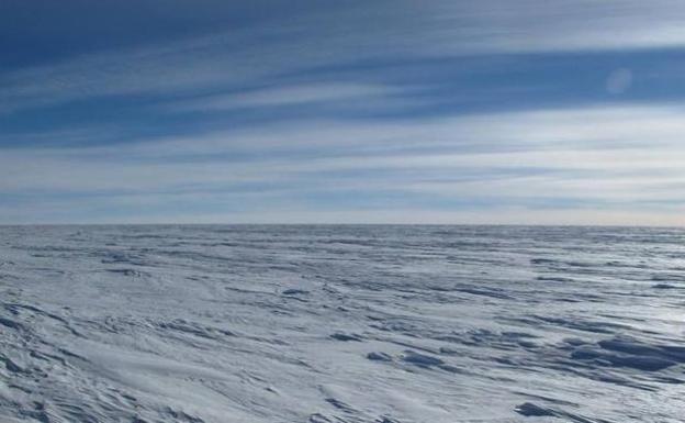 Descubren «algo muy caliente» bajo los hielos de la Antártida