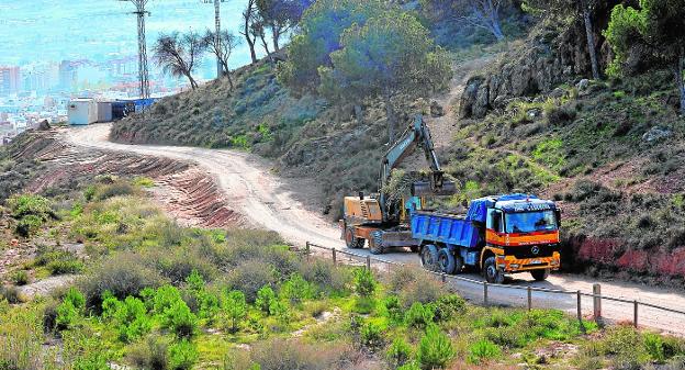 Arrancan las obras para crear un nuevo acceso al Castillo de Lorca desde el barrio de San José