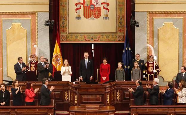 Felipe VI defiende la vigencia del gran pacto de convivencia de la Constitución