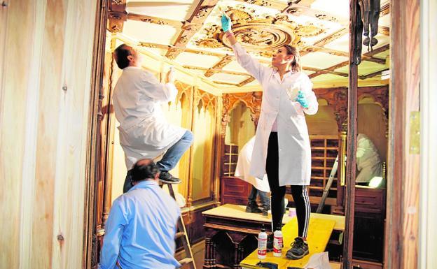 La histórica farmacia de Sala se reabrirá a comienzos de año tras su restauración