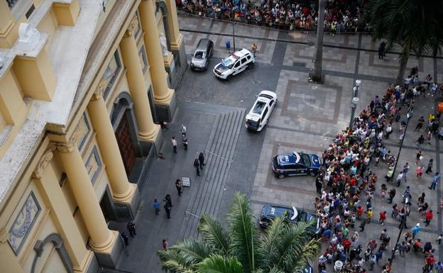 Cinco muertos en un tiroteo dentro de una catedral en Brasil