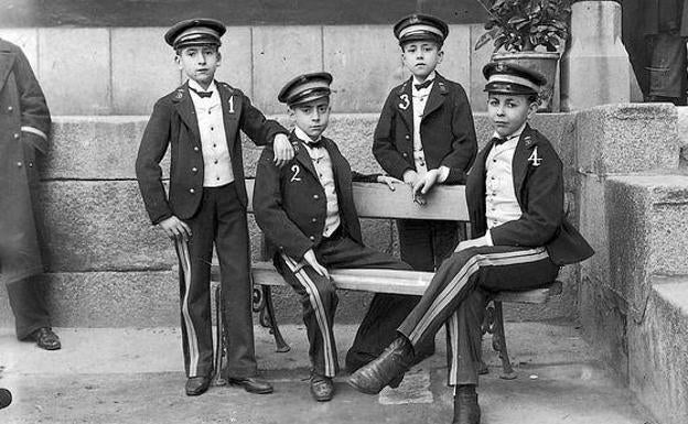 La historia que hay detrás de los niños de San Ildefonso