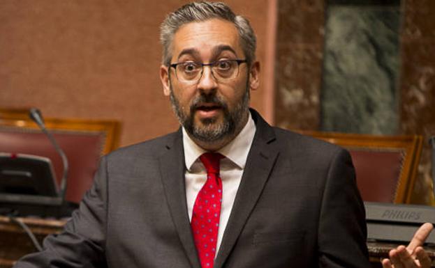 Víctor Martínez (PP): «Miguel Sánchez miente para rechazar la creación de Arca»