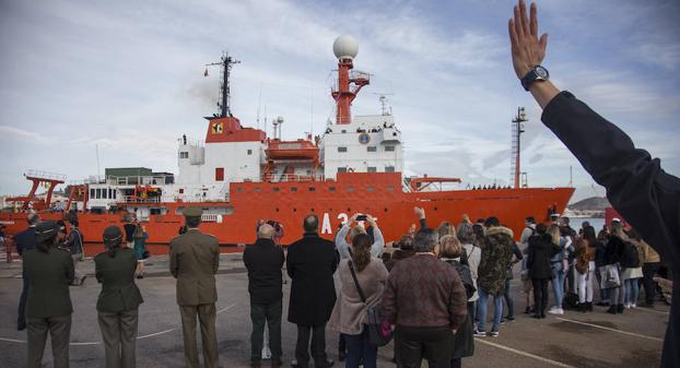 'Hespérides', nuevo viaje entre volcanes y parásitos