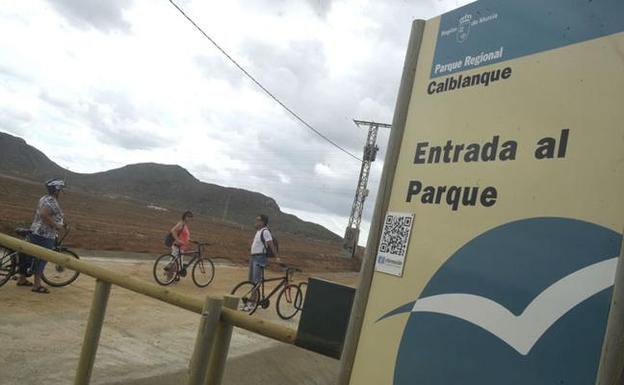 La limitación de vehículos en Calblanque comenzará a aplicarse en Semana Santa