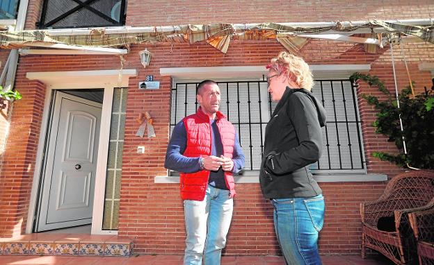 El incremento de okupas lleva a una firma a ofrecer servicios de desalojo