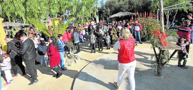 Setenta 'sin techo' disfrutan de una comida de Navidad en un cortijo de Torrecilla