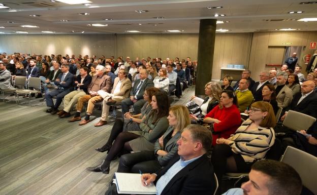 Álex Rovira, un invitado de excepción en Grupo Huertas