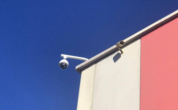 Las cámaras de seguridad frenan los actos vandálicos en el IES 'La Florida' de Las Torres de Cotillas