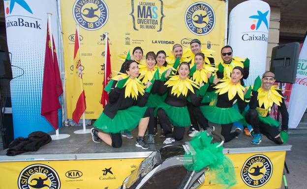 Los mejores disfraces corren en la San Silvestre de Murcia