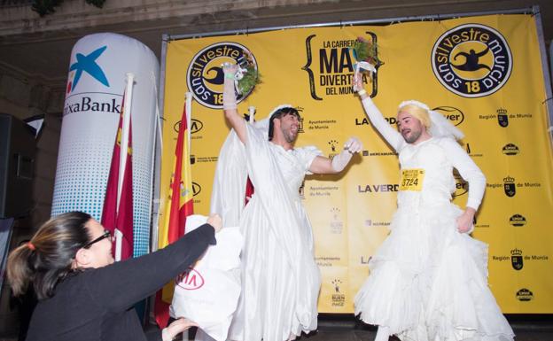 Premio para los mejores disfraces de la San Silvestre de Murcia