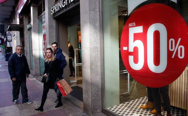 La Región espera una cifra «histórica» de nuevos contratos para la campaña de rebajas