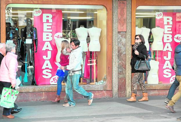 Las rebajas pueden generar hasta 15.700 contratos de una semana